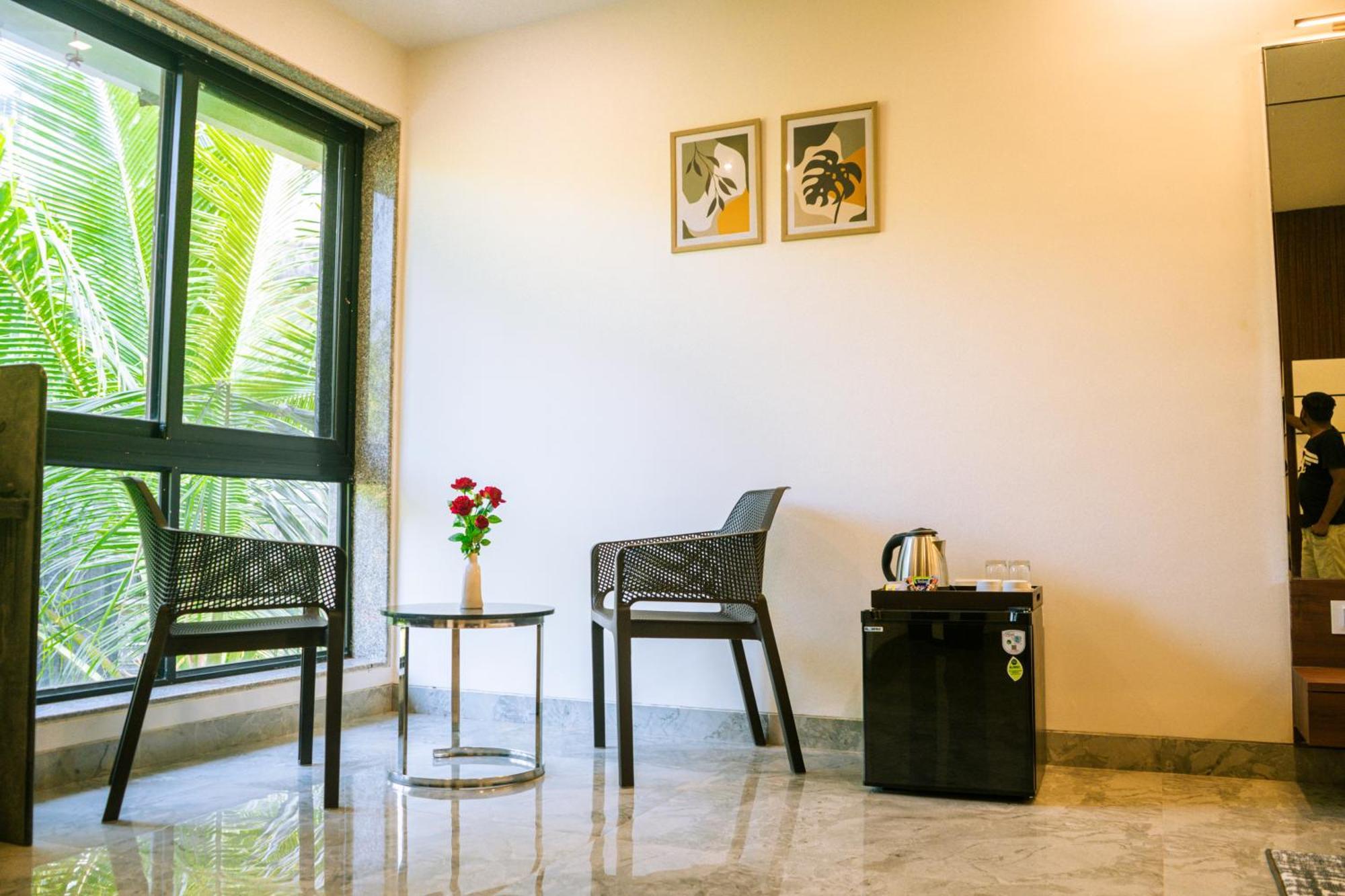 Aqualina Hotel Bhogwe Luaran gambar