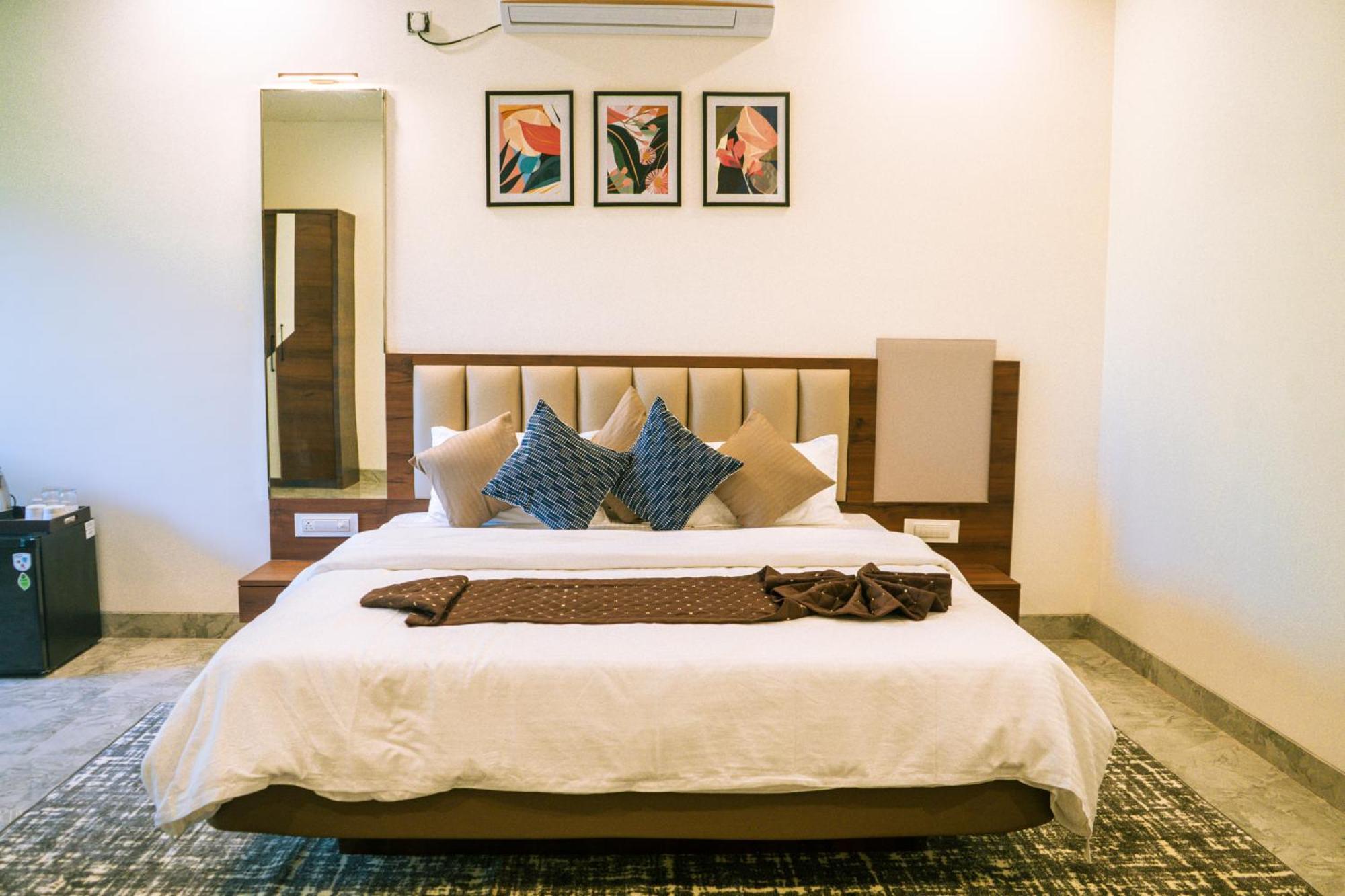 Aqualina Hotel Bhogwe Luaran gambar
