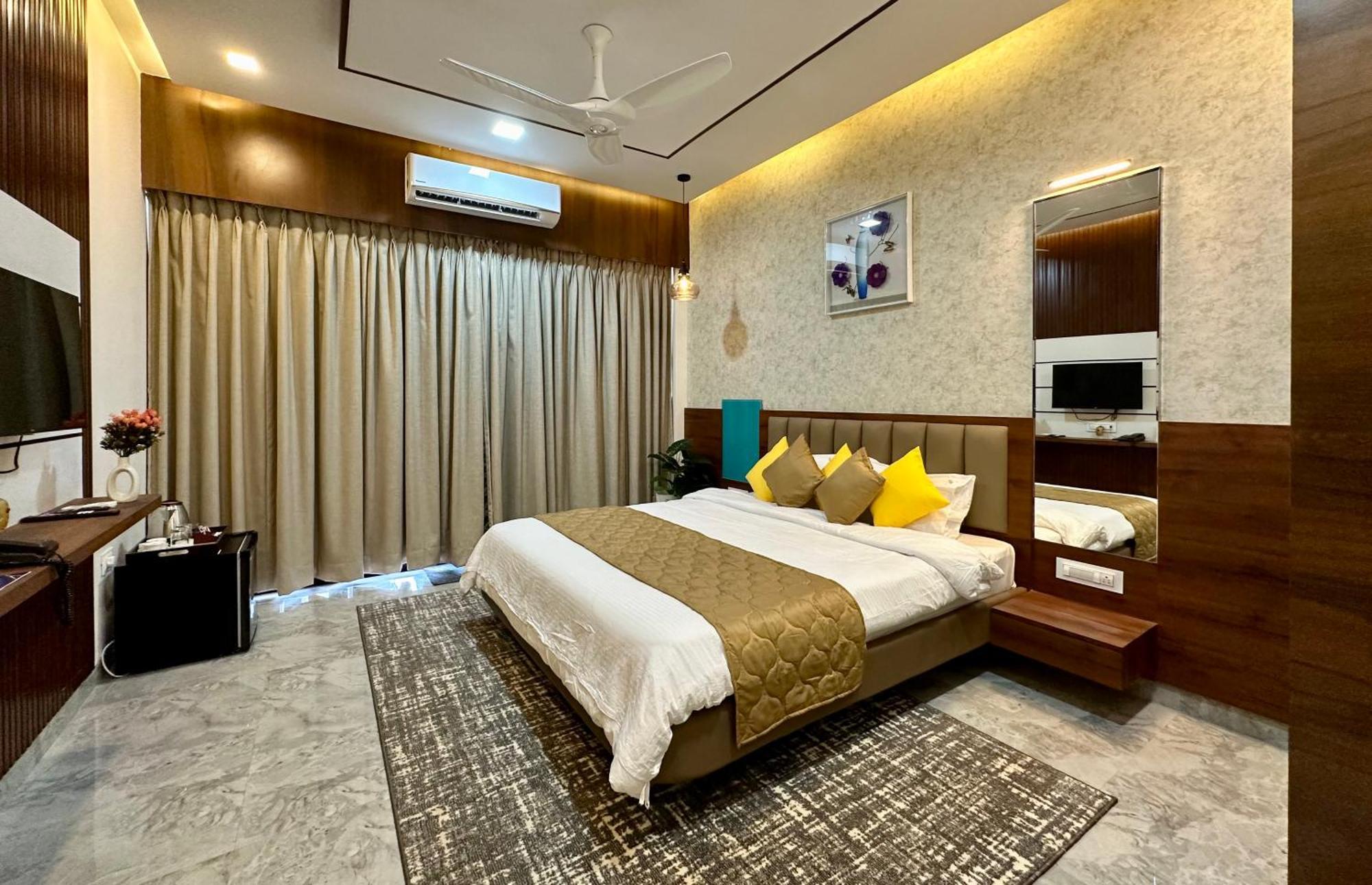 Aqualina Hotel Bhogwe Luaran gambar