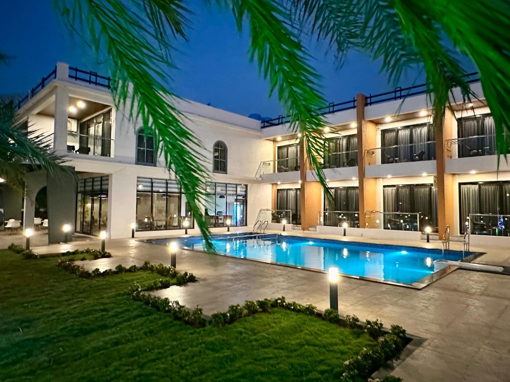 Aqualina Hotel Bhogwe Luaran gambar